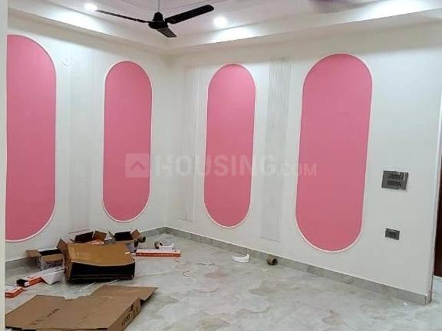 3 BHK Apartment in Sector 73 for resale Noida. The reference number is 20323360