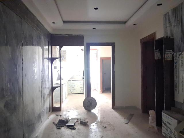 3 BHK Apartment in Sector 73 for resale Noida. The reference number is 21016543