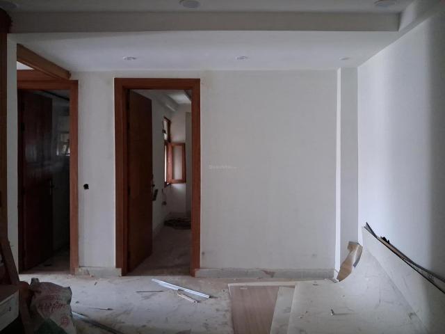3 BHK Apartment in Sector 73 for resale Noida. The reference number is 21016576