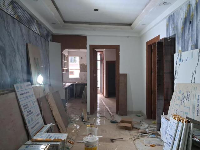 3 BHK Apartment in Sector 73 for resale Noida. The reference number is 21069457