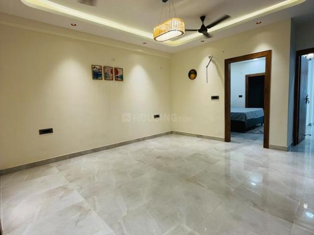 3 BHK Apartment in Sector 73 for resale Noida. The reference number is 21301888
