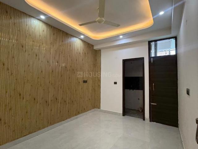 3 BHK Apartment in Sector 73 for resale Noida. The reference number is 21343752