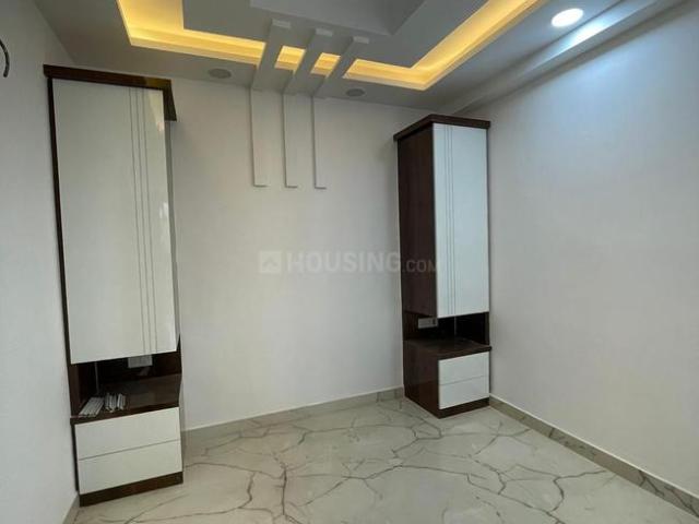 3 BHK Apartment in Sector 73 for resale Noida. The reference number is 21345958