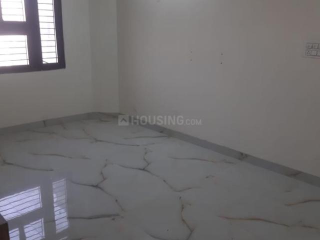 3 BHK Apartment in Sector 7 Dwarka for rent New Delhi. The reference number is 19121376
