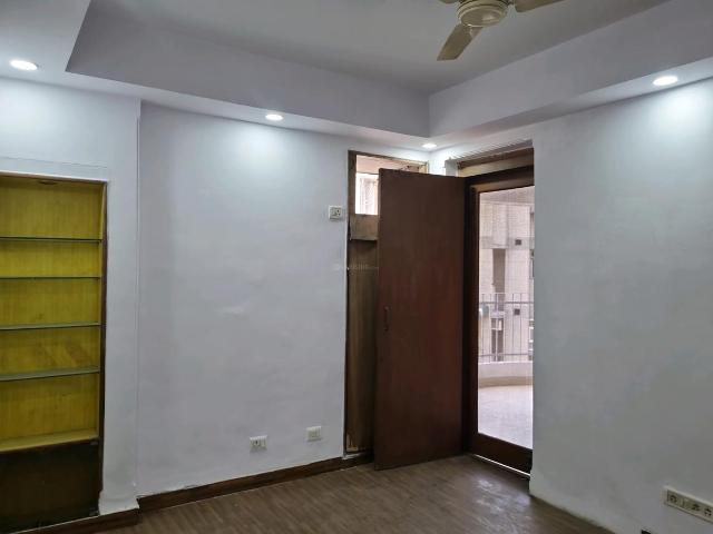 3 BHK Apartment in Sector 7 Dwarka for resale New Delhi. The reference number is 19870200