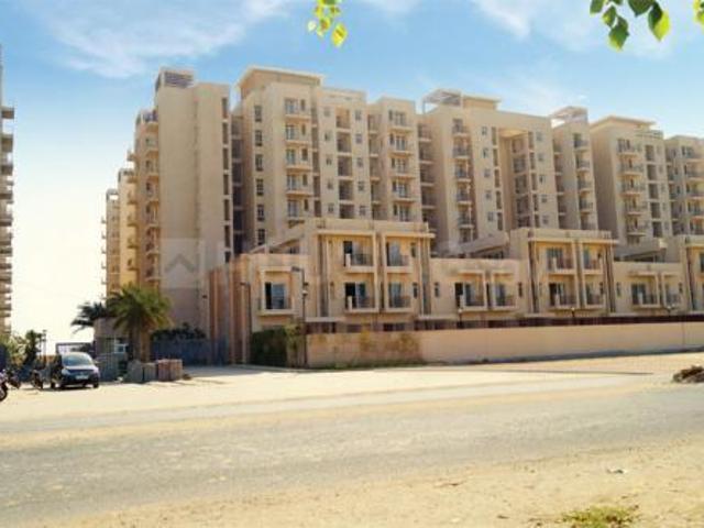 3 BHK Apartment in Sector 84 for rent Faridabad. The reference number is 19607800
