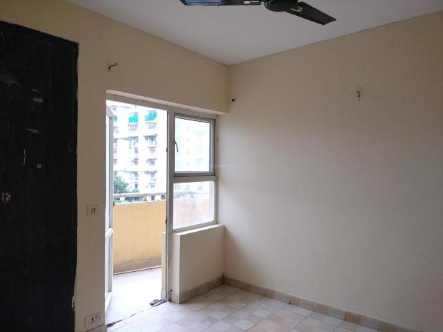 3 BHK Apartment in Sector 86 for rent Faridabad. The reference number is 18140262
