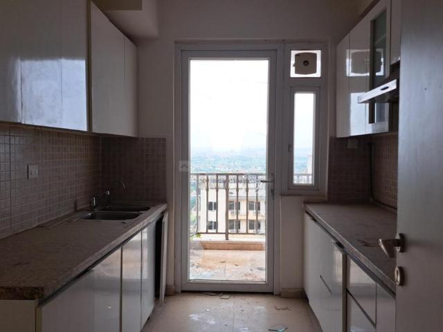 3 BHK Apartment in Sector 86 for rent Gurgaon. The reference number is 17617032