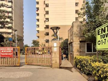 3 BHK Apartment in Sector 86 for resale Gurgaon. The reference number is 19427080