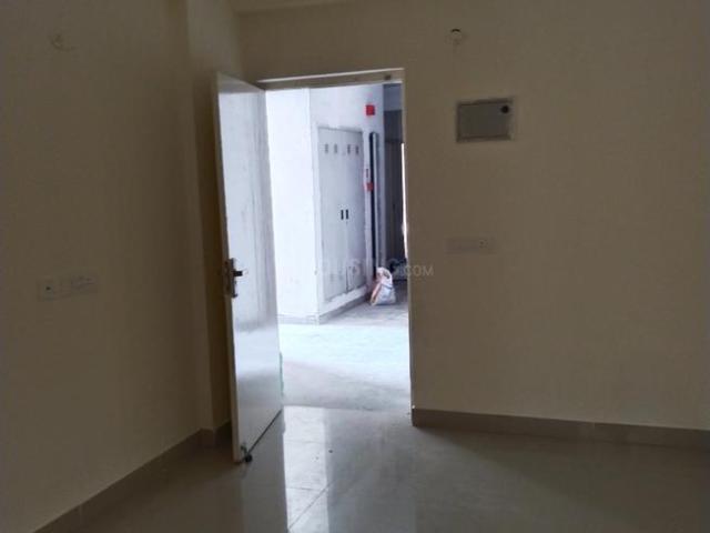 2 BHK Apartment in Sector 37D for rent Gurgaon. The reference number is 21192786