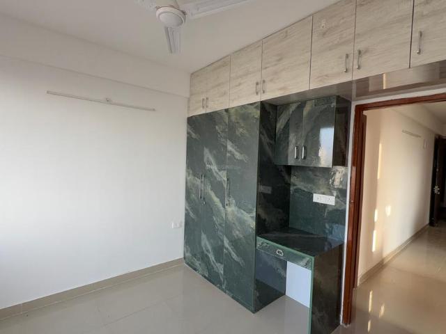 3 BHK Apartment in Sector 81 for rent Gurgaon. The reference number is 21174000