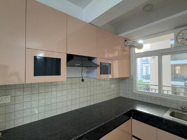 3 BHK Apartment in Sector 81 for rent Gurgaon. The reference number is 21351267