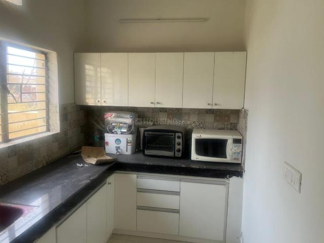 3 BHK Apartment in Sector 82 for rent Noida. The reference number is 19650686
