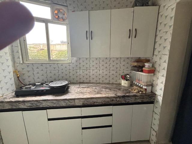3 BHK Apartment in Sector 82 for rent Noida. The reference number is 20180527