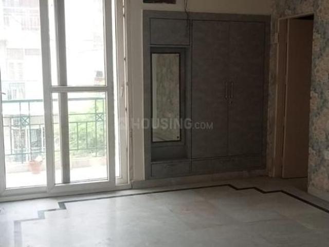 3 BHK Apartment in Sector 82 for rent Noida. The reference number is 21204609