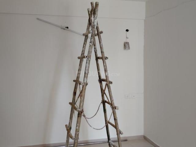 3 BHK Apartment in Sector 82 for rent Faridabad. The reference number is 21074257