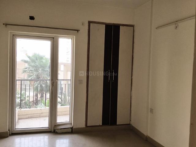 3 BHK Apartment in Sector 82 for rent Gurgaon. The reference number is 19779910