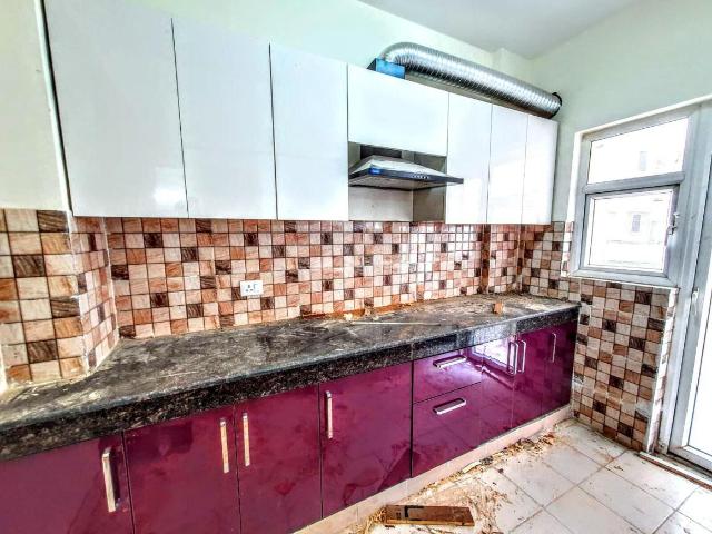 3 BHK Apartment in Sector 82 for rent Gurgaon. The reference number is 21197068