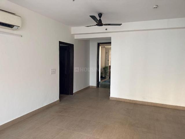 3 BHK Apartment in Sector 82 for resale Noida. The reference number is 20197493