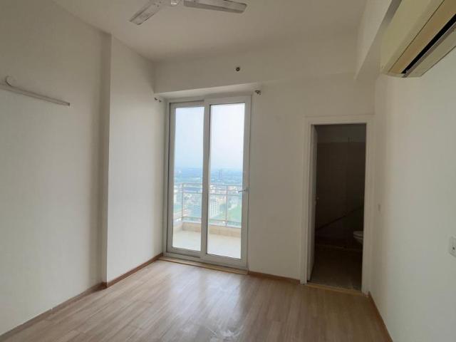 3 BHK Apartment in Sector 82A for rent Gurgaon. The reference number is 20802713