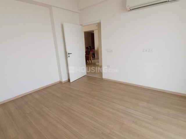3 BHK Apartment in Sector 82A for resale Gurgaon. The reference number is 18779814
