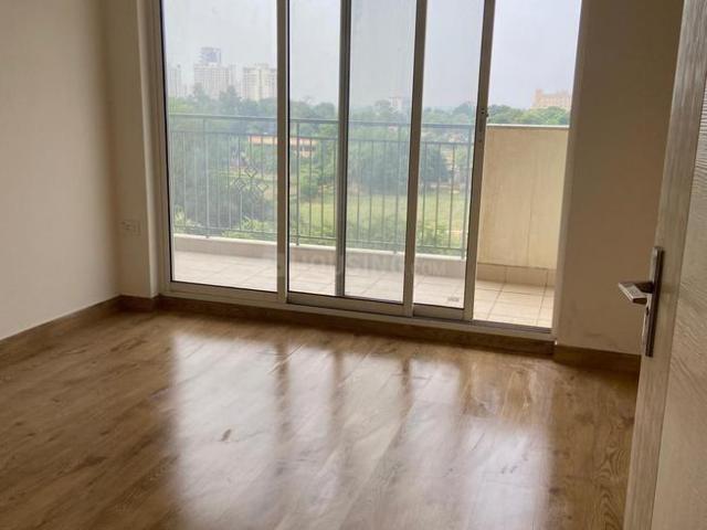 3 BHK Apartment in Sector 82A for resale Gurgaon. The reference number is 19523333