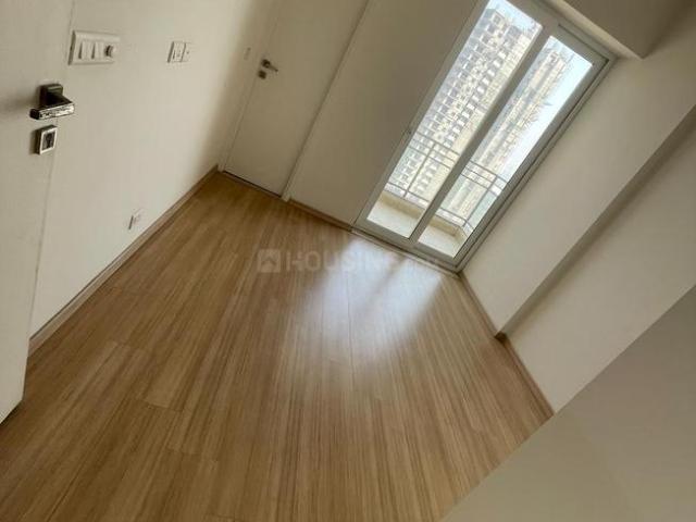 3 BHK Apartment in Sector 82A for resale Gurgaon. The reference number is 20452802
