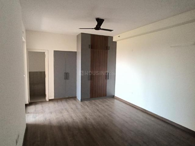 3 BHK Apartment in Sector 83 for rent Gurgaon. The reference number is 21368507