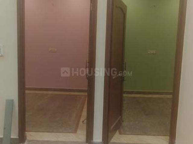 3 BHK Apartment in Sector 8 for rent Gurgaon. The reference number is 19119387