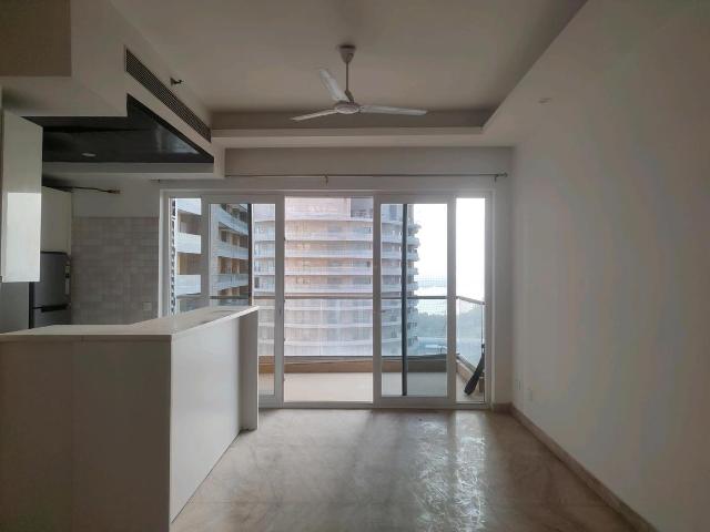 3 BHK Apartment in Sector 94 for rent Noida. The reference number is 16655370