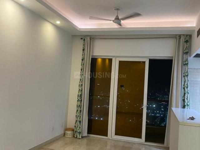 3 BHK Apartment in Sector 94 for rent Noida. The reference number is 20143177