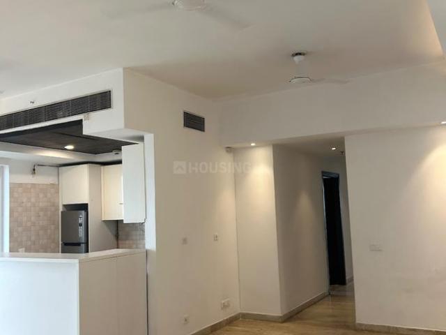 3 BHK Apartment in Sector 94 for rent Noida. The reference number is 20264576