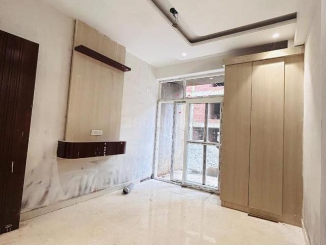 3 BHK Apartment in Sector 99 for resale Noida. The reference number is 20427659