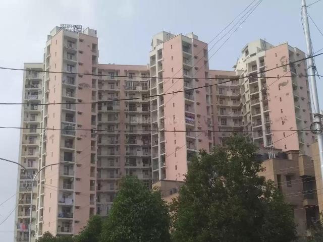 3 BHK Apartment in Sector 99 for resale Noida. The reference number is 20802940