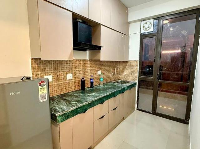 3 BHK Apartment in Sector 99A for rent Gurgaon. The reference number is 21161608