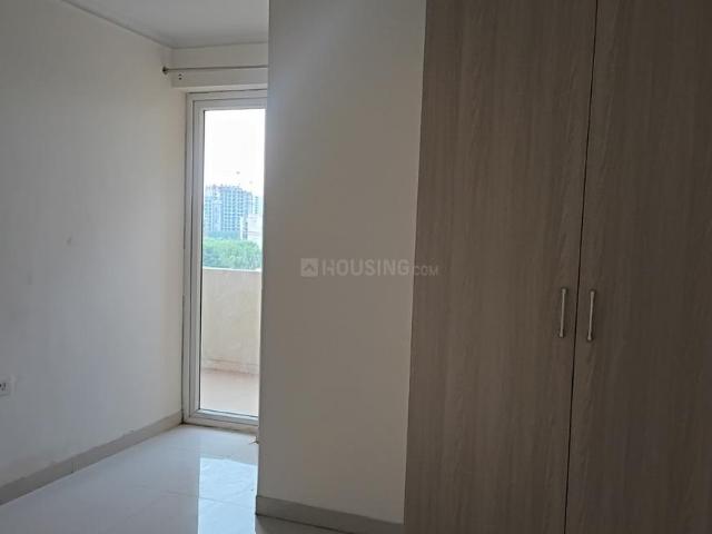 3 BHK Apartment in Sector 99A for resale Gurgaon. The reference number is 21199094