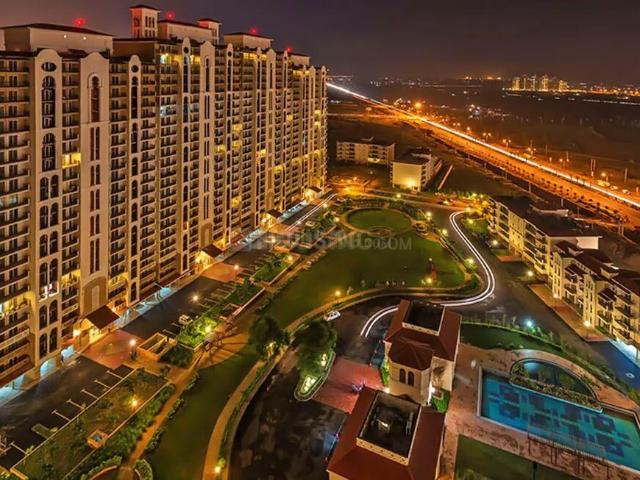 3 BHK Apartment in Sector 90 for resale Gurgaon. The reference number is 19344166