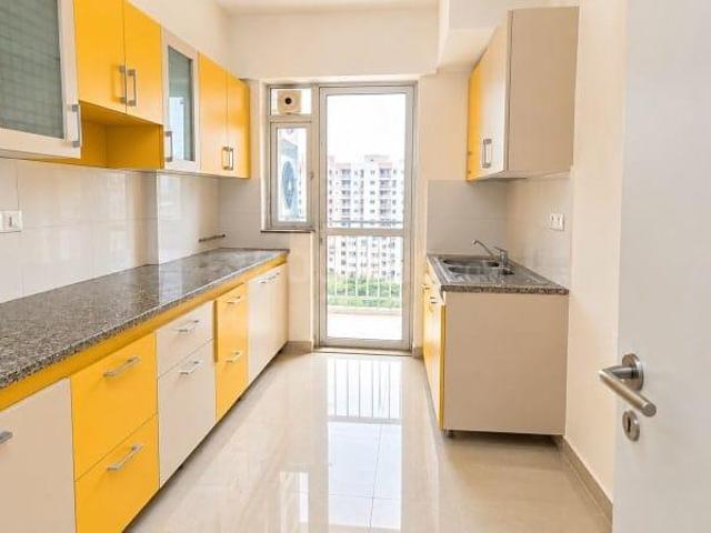 3 BHK Apartment in Sector 90 for resale Gurgaon. The reference number is 21097679