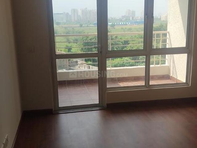 3 BHK Apartment in Sector 92 for rent Gurgaon. The reference number is 21137796
