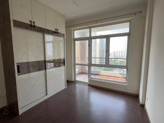3 BHK Apartment in Sector 92 for rent Gurgaon. The reference number is 21179696