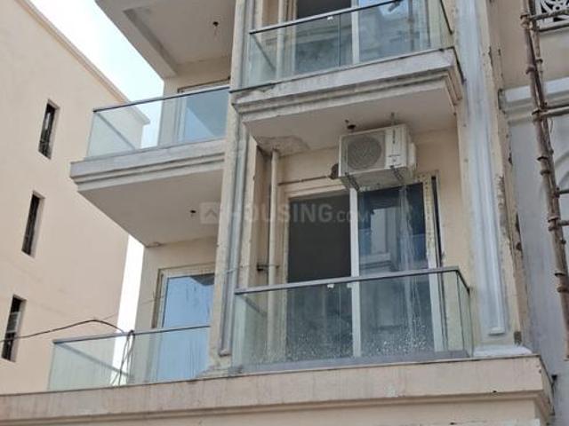 3 BHK Apartment in Sector 92 for resale Gurgaon. The reference number is 20744379