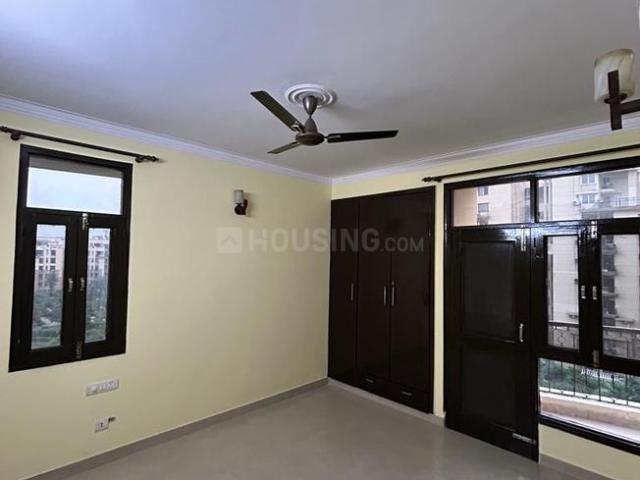 3 BHK Apartment in Sector 93 for rent Noida. The reference number is 21054060