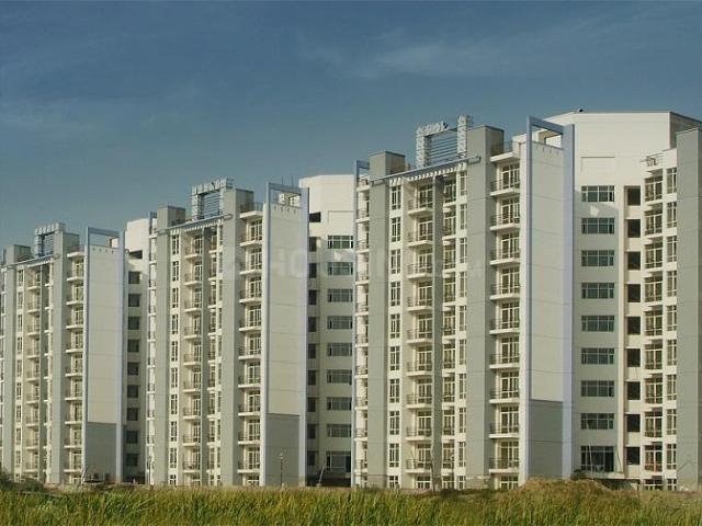 3 BHK Apartment in Sector 93B for resale Noida. The reference number is 21334010