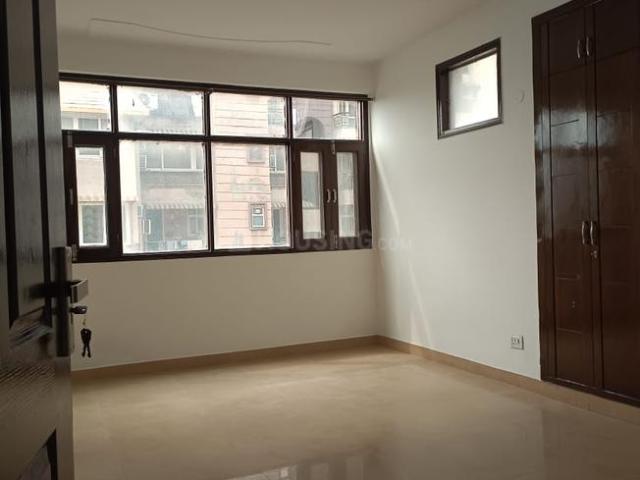 3 BHK Apartment in Sector 9 Rohini for rent New Delhi. The reference number is 18944817