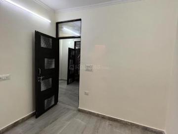 3 BHK Apartment in Sector 9 Rohini for rent New Delhi. The reference number is 18993313