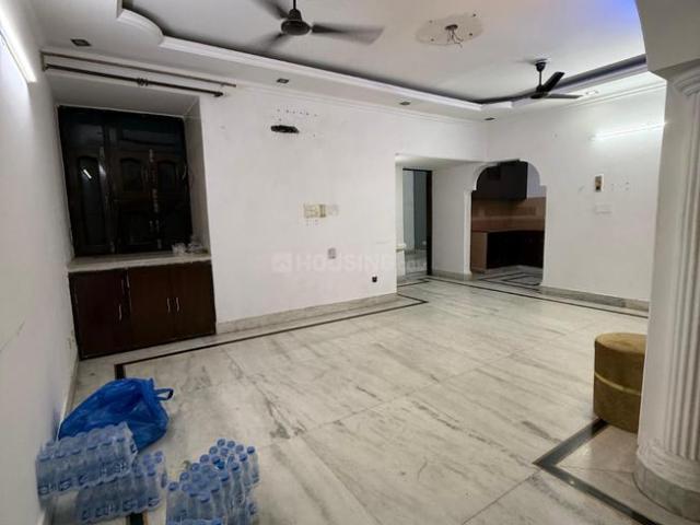 3 BHK Apartment in Sector 9 Rohini for rent New Delhi. The reference number is 20758743