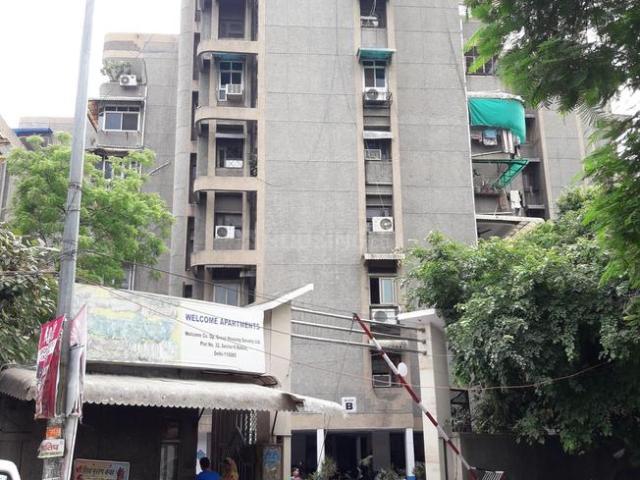 3 BHK Apartment in Sector 9 Rohini for resale New Delhi. The reference number is 15747960