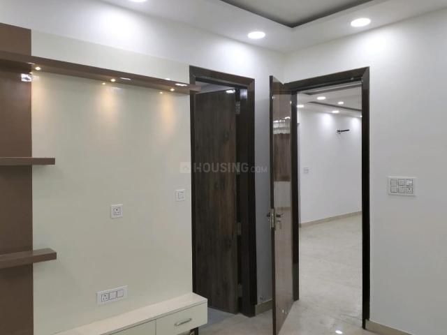 3 BHK Apartment in Sector 9 Rohini for resale New Delhi. The reference number is 18692941