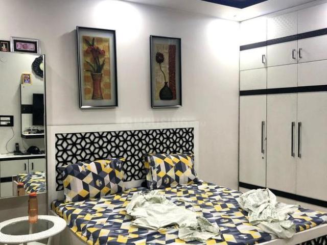 3 BHK Apartment in Sector 9 Rohini for resale New Delhi. The reference number is 19637497