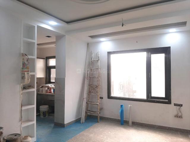 3 BHK Apartment in Sector 9 Rohini for resale New Delhi. The reference number is 19630824